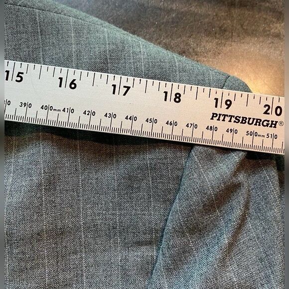 House Of Darby Blazer Sport Coat Men’s 50R Gray Pinstripe Wool Blend - Picture 3 of 9